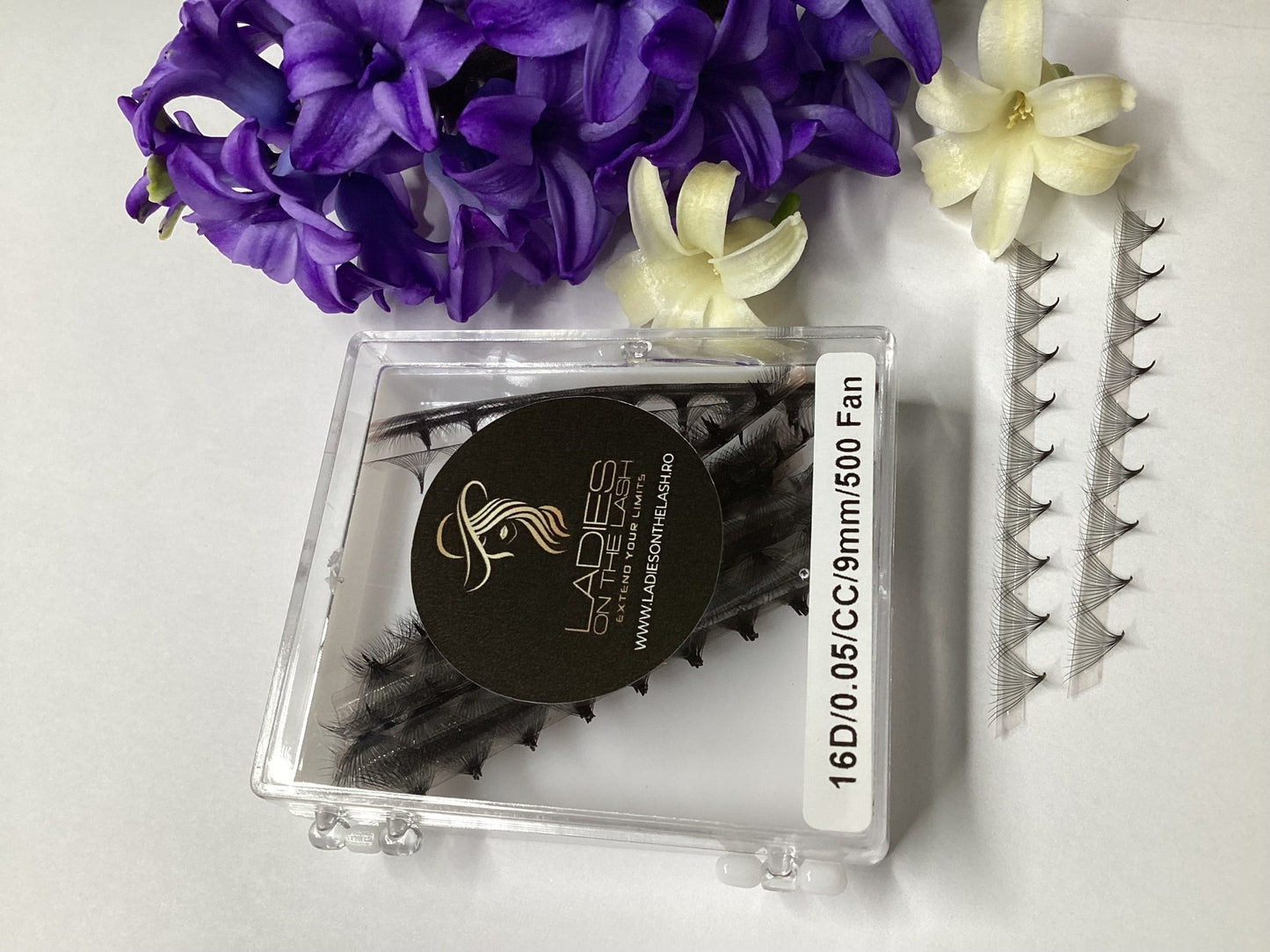 16D Extensii de Gene Premade - LADIES ON THE LASHExtensii de gene Premade Ladies on the lash
