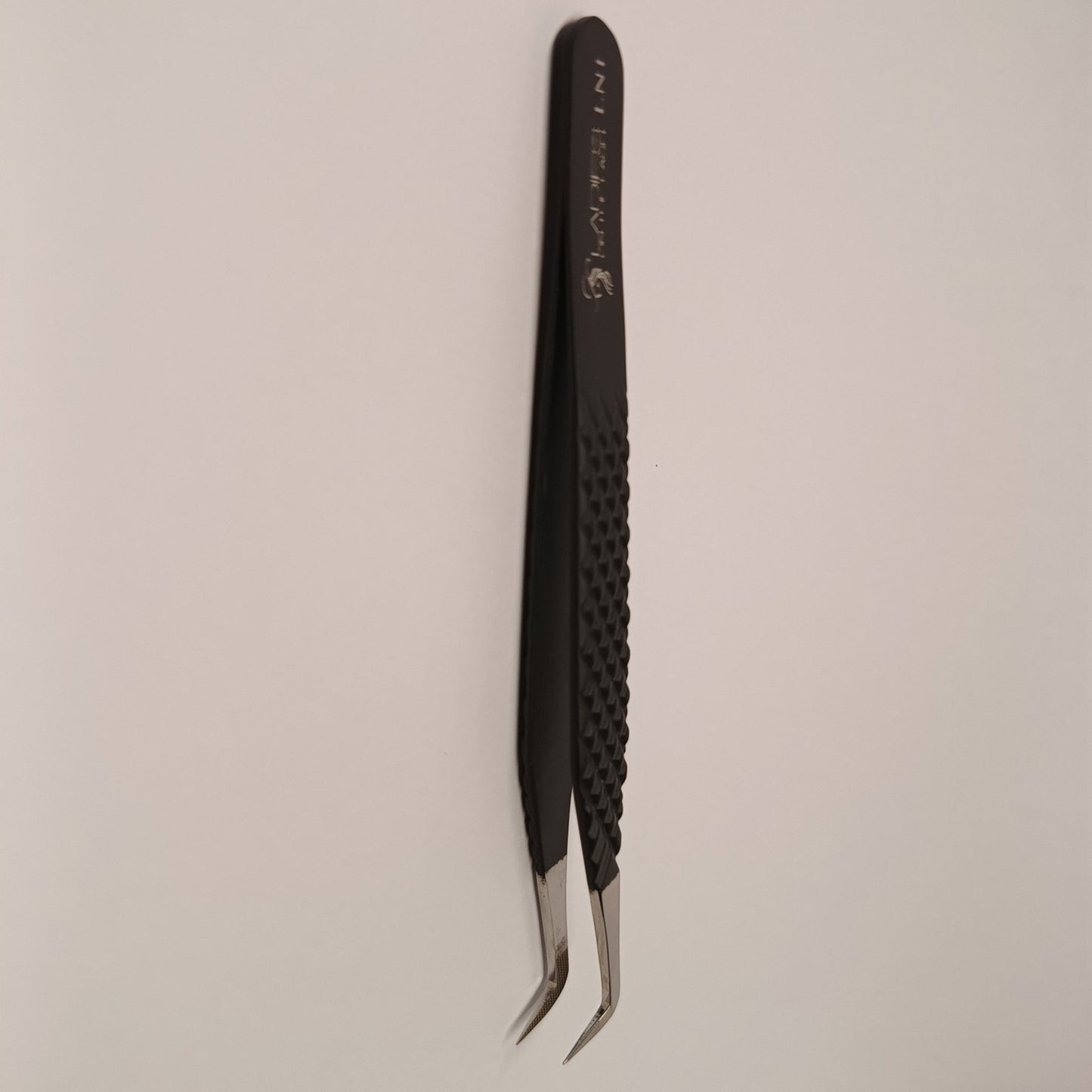 Penseta LN1 (nano) - LADIES ON THE LASHExtensii de gene Premade Ladies on the lash