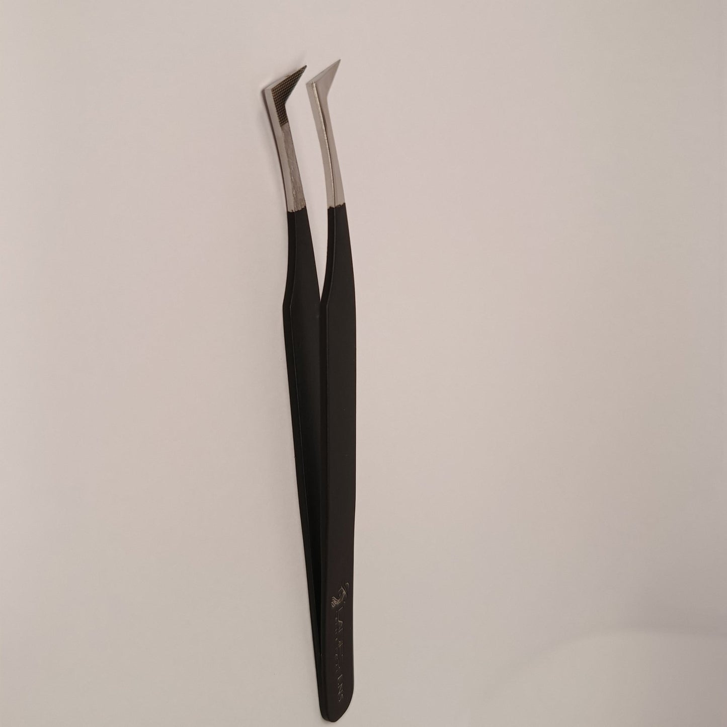 Penseta LN5 - LADIES ON THE LASHExtensii de gene Premade Ladies on the lash