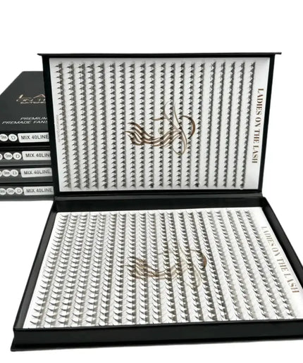 10D - LADIES ON THE LASHExtensii de gene Premade Ladies on the lash