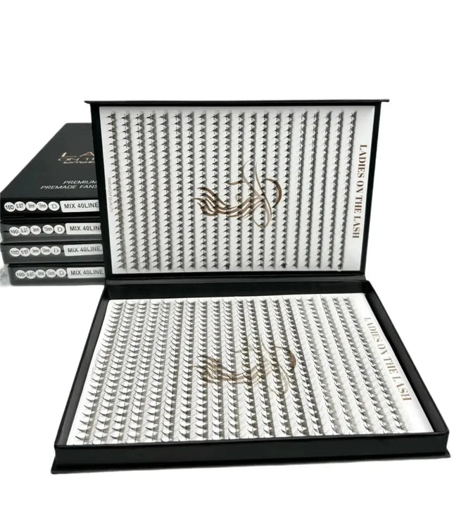 10D - LADIES ON THE LASHExtensii de gene Premade Ladies on the lash