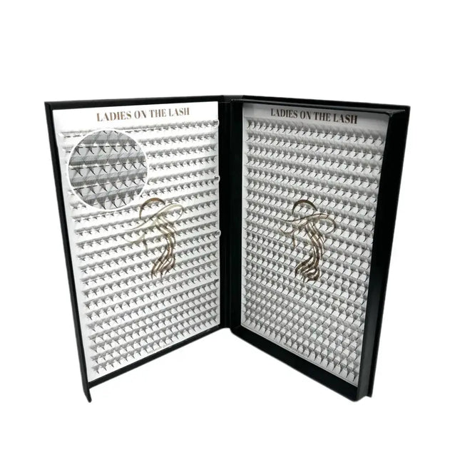 12D - LADIES ON THE LASHExtensii de gene Premade Ladies on the lash