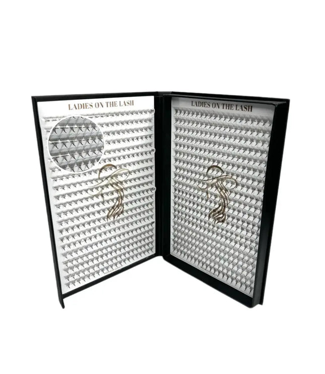 12D - LADIES ON THE LASHExtensii de gene Premade Ladies on the lash