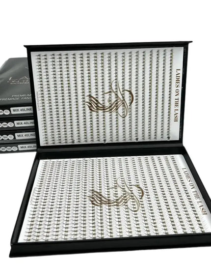 3D 2000 evantaie (8 - 10aplicari) - LADIES ON THE LASHExtensii de gene Premade Ladies on the lash