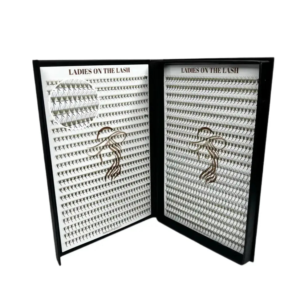 4D - LADIES ON THE LASHExtensii de gene Premade Ladies on the lash