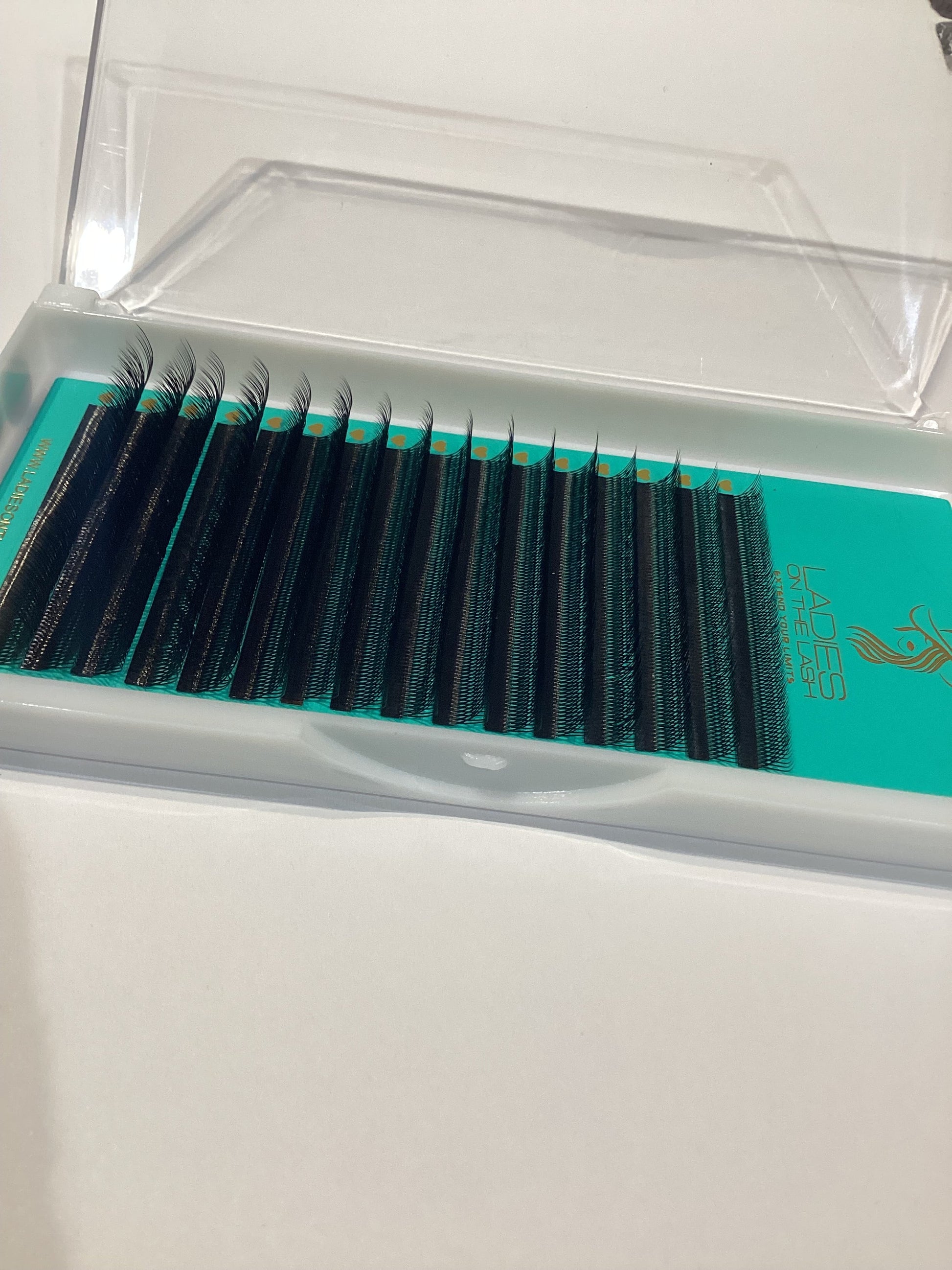 3D doble (6D) W 0.07 16linii LADIES ON THE LASH