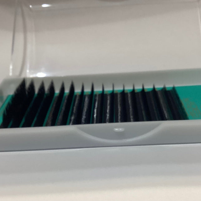 5D U 0.07 16linii LADIES ON THE LASH