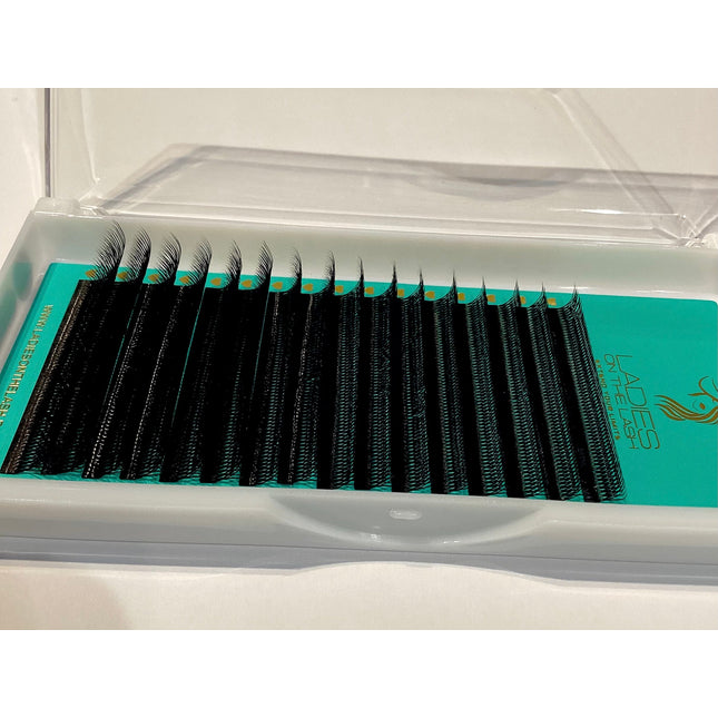 4D doble  (8D) W 0.07 16linii LADIES ON THE LASH