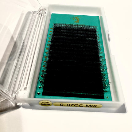 4D doble  (8D) W 0.07 16linii LADIES ON THE LASH