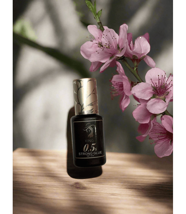 Adeziv King - LADIES ON THE LASHExtensii de gene Premade Ladies on the lash