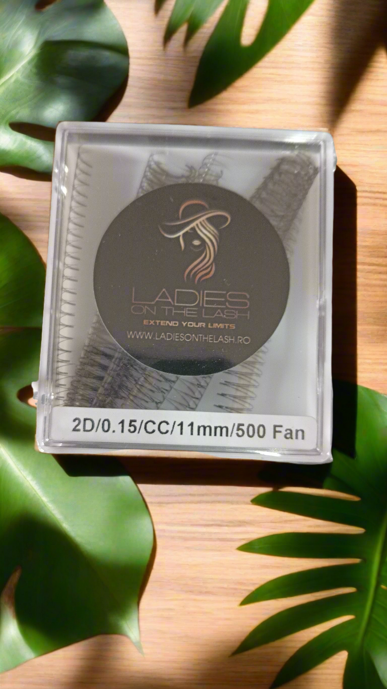 2D extensii de gene Premade LADIES ON THE LASH