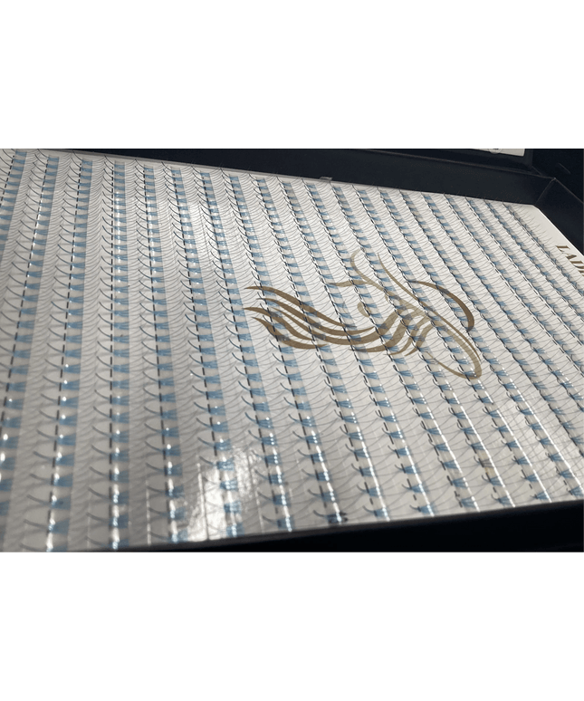 Extensii de Gene Premade 3D Albastru - LADIES ON THE LASHExtensii de gene Premade Ladies on the lash