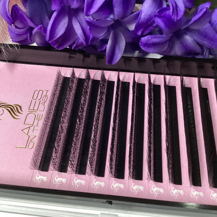 Gene W 3D - LADIES ON THE LASHExtensii de gene Premade Ladies on the lash