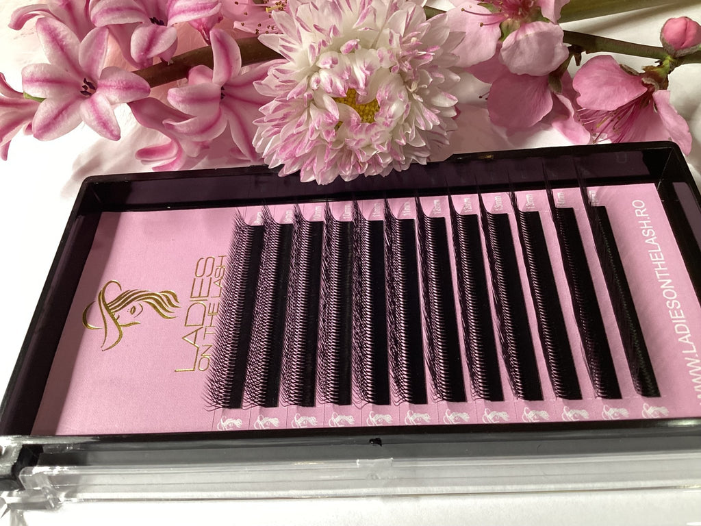 Gene W 4D(dublu) - LADIES ON THE LASHExtensii de gene Premade Ladies on the lash