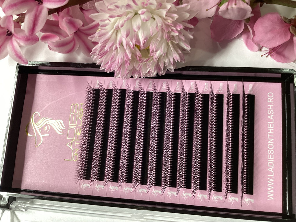 Gene W 4D(dublu) - LADIES ON THE LASHExtensii de gene Premade Ladies on the lash