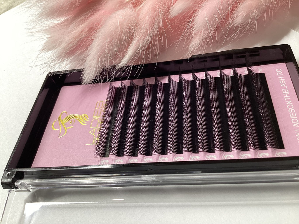 Gene W 4D(dublu) - LADIES ON THE LASHExtensii de gene Premade Ladies on the lash