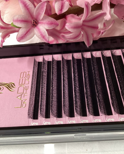 Gene W 4D - LADIES ON THE LASHExtensii de gene Premade Ladies on the lash