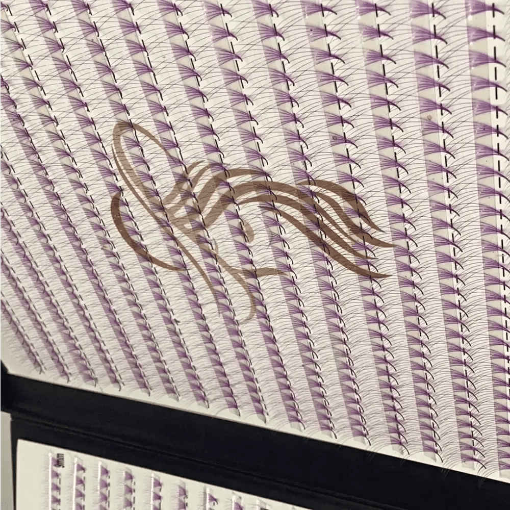 Extensii gene 6D LADIES ON THE LASH cu o textură fină pentru un aspect natural al genelor