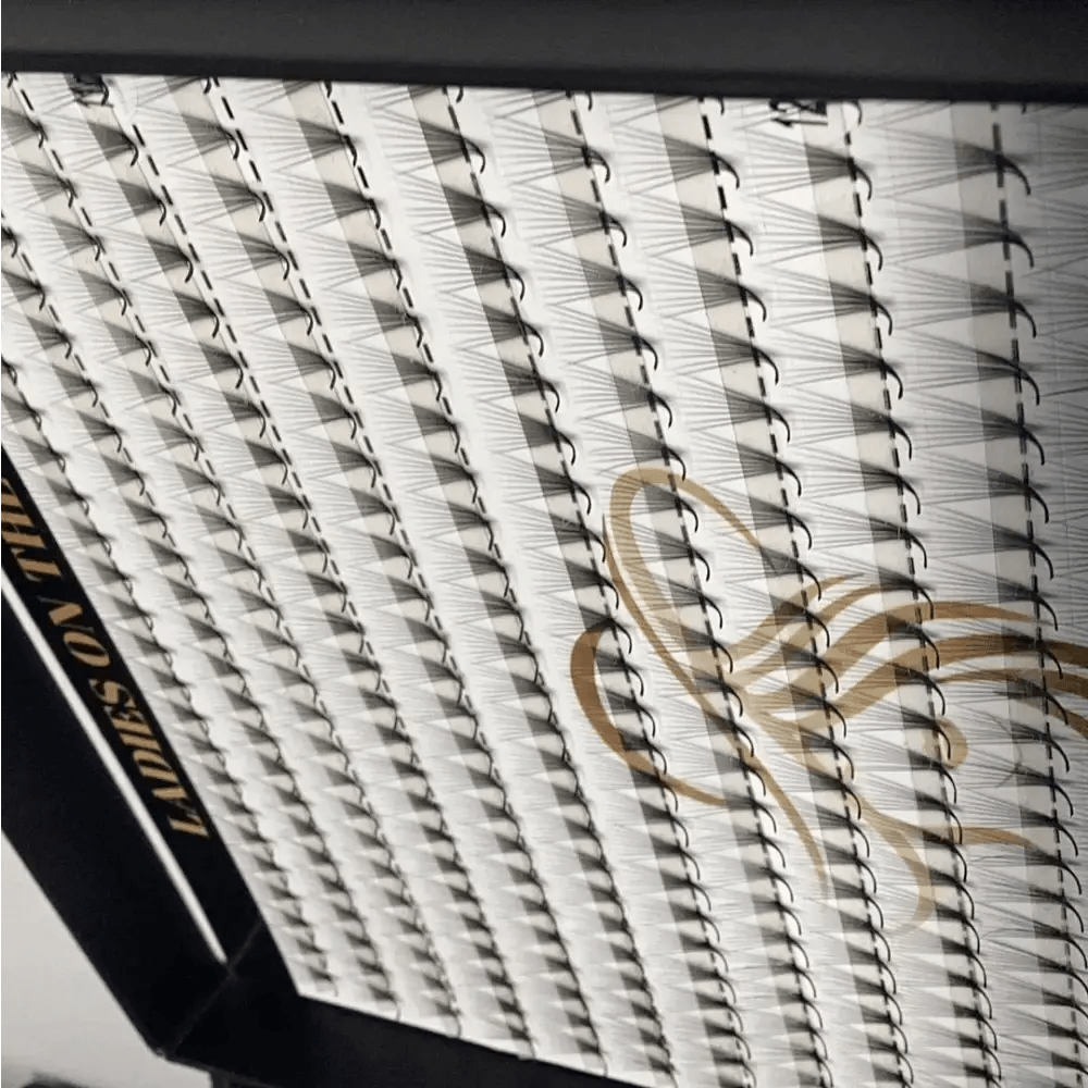 Palette extensii gene profesionale cu fire de diverse lungimi pentru tehnici de aplicare eficiente