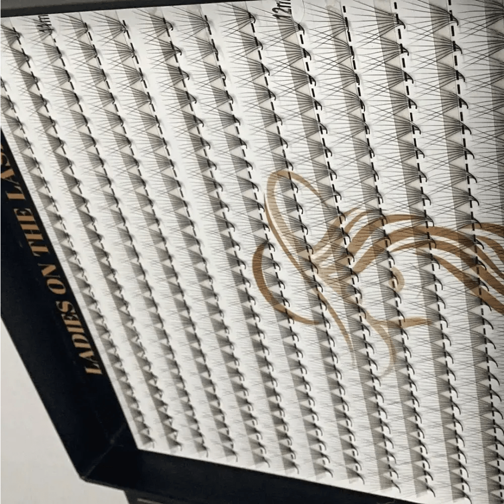 Extensii gene profesionale de la London Backstage Beauty pentru un look glamoros