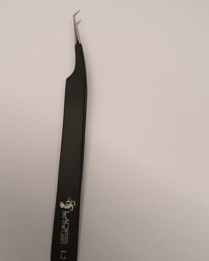 Penseta L2 - LADIES ON THE LASHExtensii de gene Premade Ladies on the lash