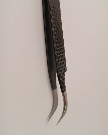 Penseta LN 3 - LADIES ON THE LASHExtensii de gene Premade Ladies on the lash