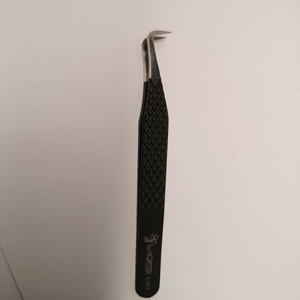 Penseta LN1 (nano) - LADIES ON THE LASHExtensii de gene Premade Ladies on the lash