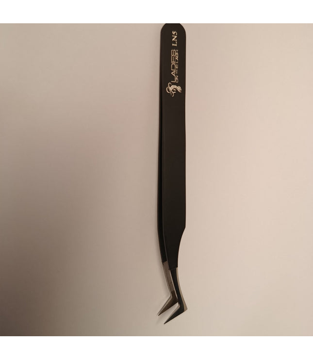 Penseta LN5 - LADIES ON THE LASHExtensii de gene Premade Ladies on the lash