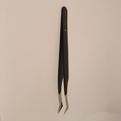 Penseta LN5 - LADIES ON THE LASHExtensii de gene Premade Ladies on the lash
