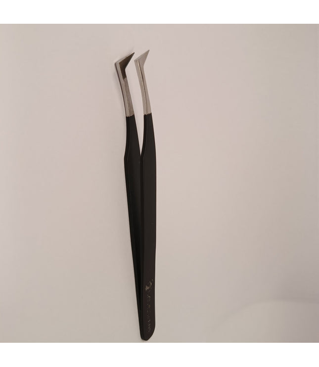 Penseta LN5 - LADIES ON THE LASHExtensii de gene Premade Ladies on the lash