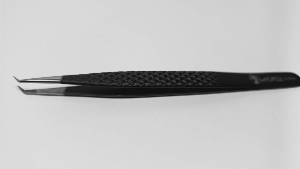 Penseta Nano LN4 cu prindere excelentă și testată - LADIES ON THE LASHExtensii de gene Premade Ladies on the lash