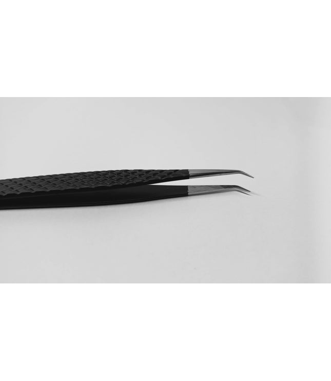 Penseta Nano LN4 cu prindere excelentă și testată - LADIES ON THE LASHExtensii de gene Premade Ladies on the lash
