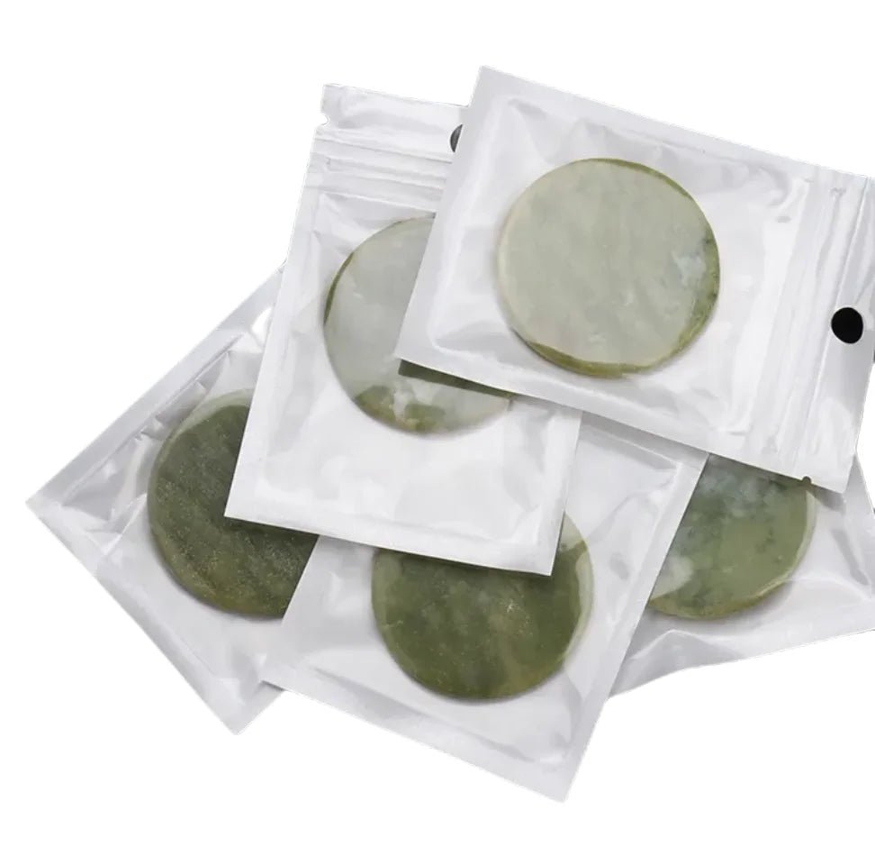 Piatra jade - LADIES ON THE LASHExtensii de gene Premade Ladies on the lash