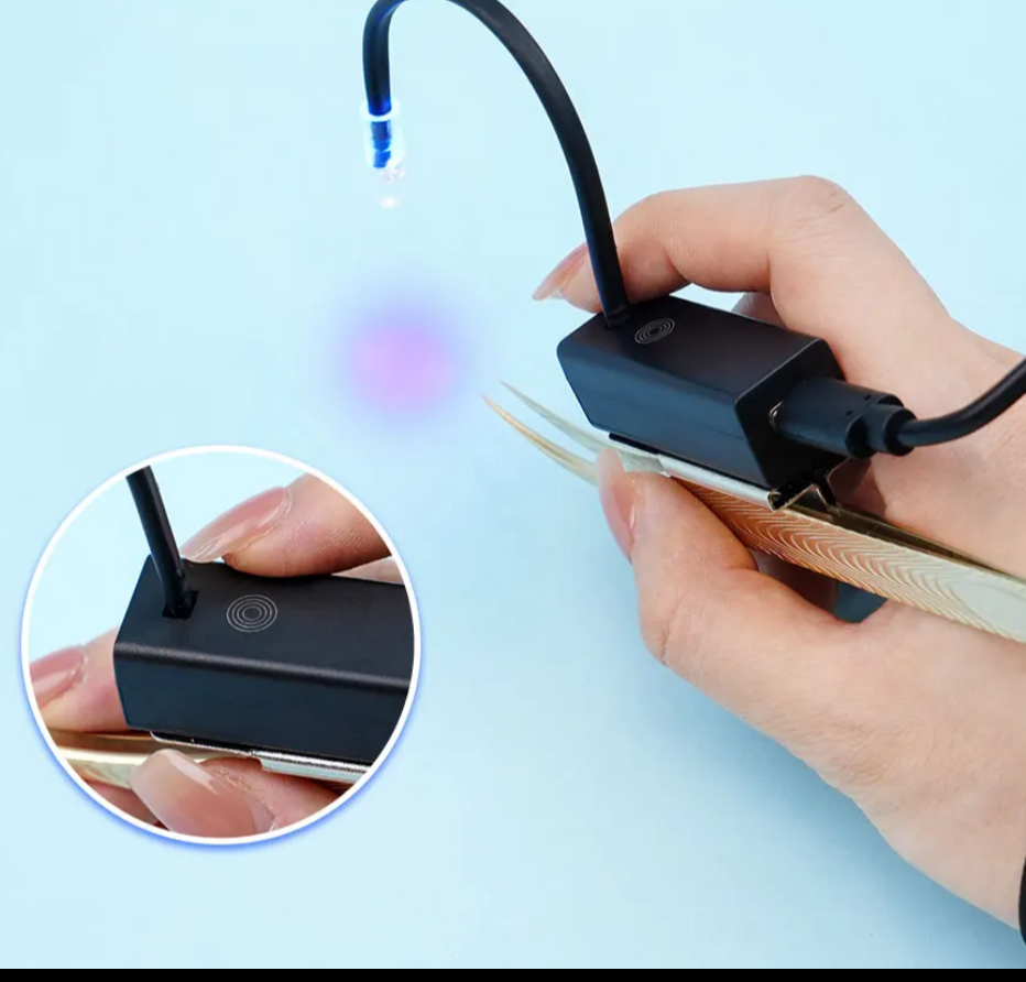 Lampa UV pentru penseta LADIES ON THE LASH