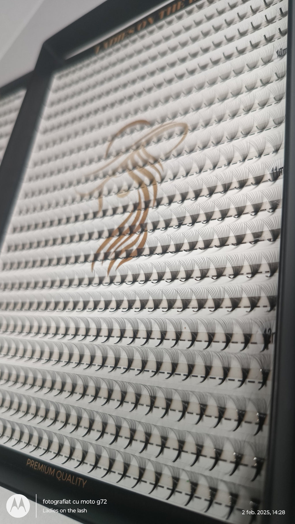 Fani Premade Premium da LADIES ON THE LASH per Sopracciglia Perfette