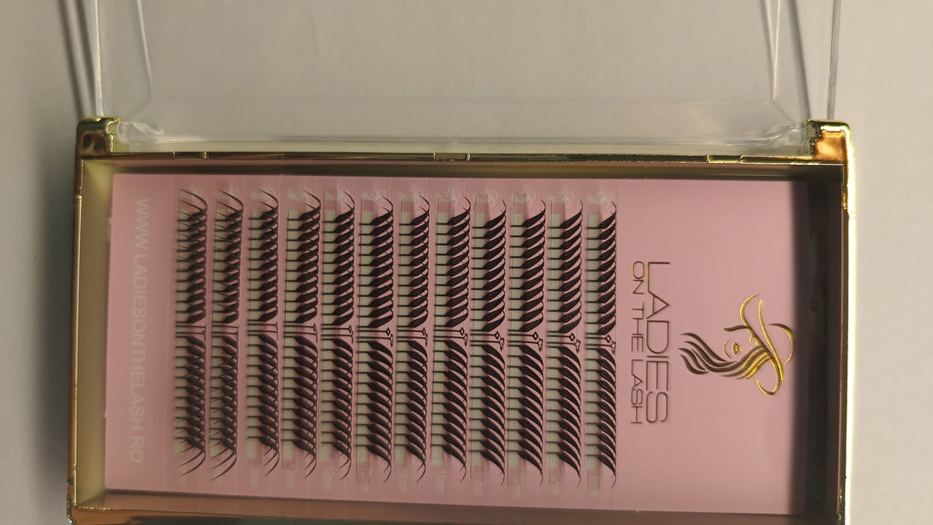 Fox Pluma LADIES ON THE LASH