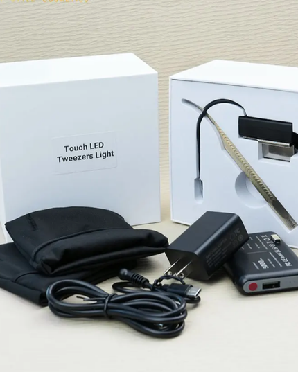 Lampa UV pentru penseta LADIES ON THE LASH